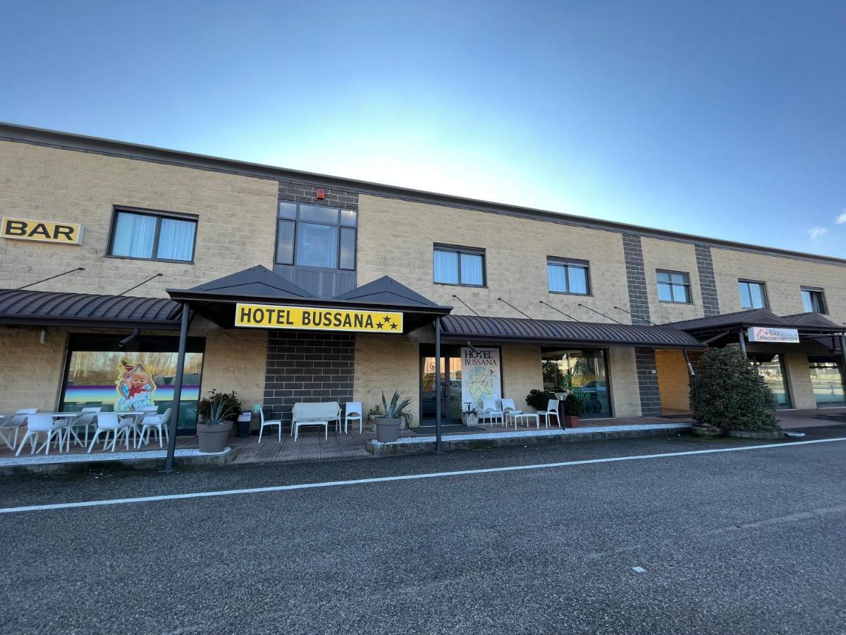 Hotel Bussana ปอร์โตตอลเล ภายนอก รูปภาพ